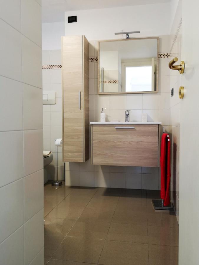 Residence Bmb 赫拉弗多纳 外观 照片